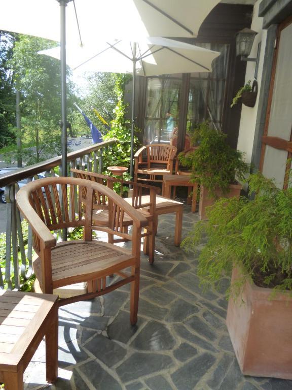 Chalet Sur Lesse Hotel Maissin Esterno foto